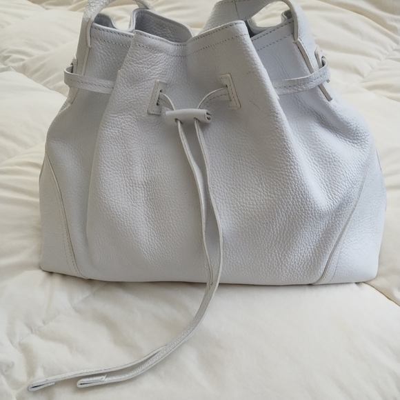 Italian Genuine Leather Nordstrom shoulder bag. White. - Picture 2 of 13